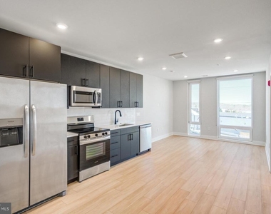 6910 Ridge Avenue - Photo Thumbnail 40