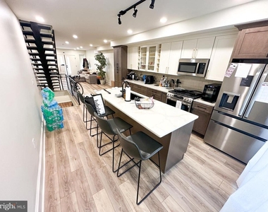 183 W Norris Street - Photo Thumbnail 1
