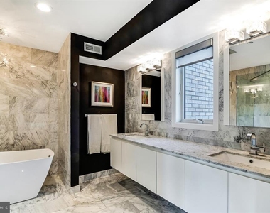 305 Green Street - Photo Thumbnail 21