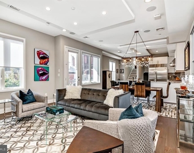 305 Green Street - Photo Thumbnail 3