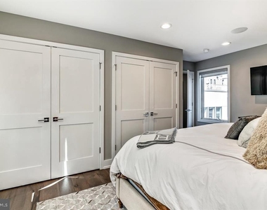 305 Green Street - Photo Thumbnail 27