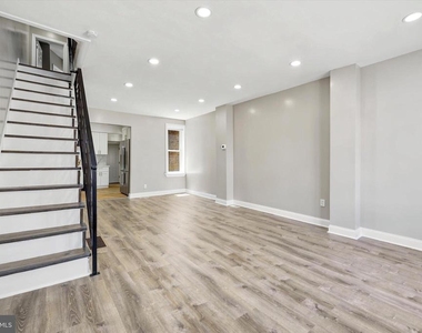3027 Agate Street - Photo Thumbnail 1