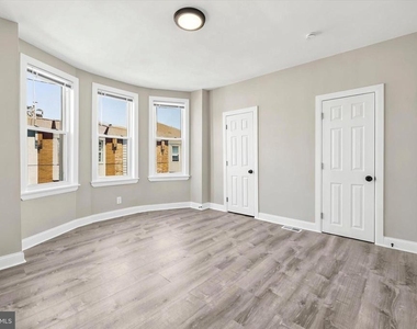 3027 Agate Street - Photo Thumbnail 10