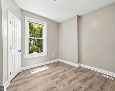3027 Agate Street - Photo Thumbnail 13