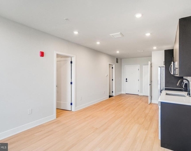 6910 Ridge Avenue - Photo Thumbnail 43