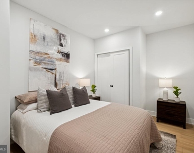 6910 Ridge Avenue - Photo Thumbnail 23