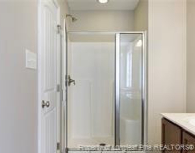 377 Roanoke Drive - Photo Thumbnail 24