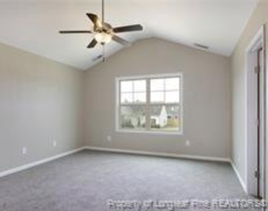 377 Roanoke Drive - Photo Thumbnail 11