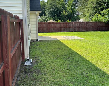 377 Roanoke Drive - Photo Thumbnail 36