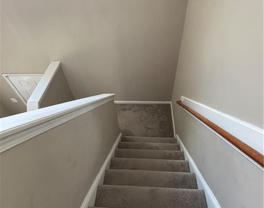 377 Roanoke Drive - Photo Thumbnail 30