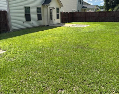 377 Roanoke Drive - Photo Thumbnail 34