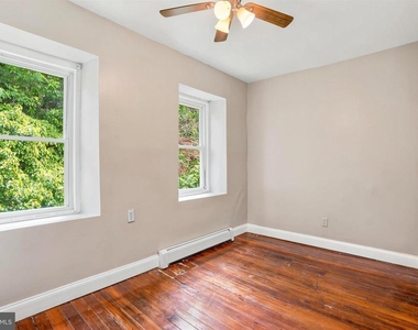 4441 Silverwood Street - Photo Thumbnail 9
