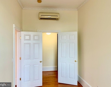 1216 S Broad Street - Photo Thumbnail 3