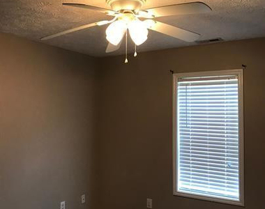 342 - 2 Bubblecreek Drive - Photo Thumbnail 10