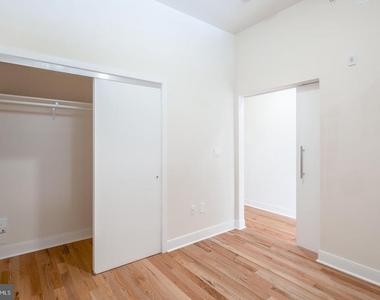 1430 South Street - Photo Thumbnail 3