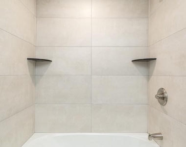 2500 N Mascher Street - Photo Thumbnail 7