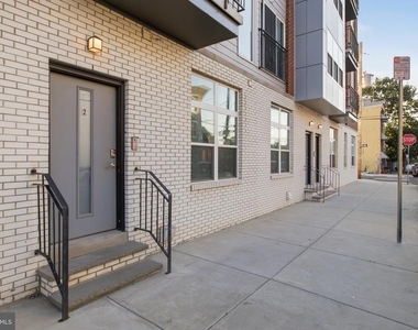 2500 N Mascher Street - Photo Thumbnail 17