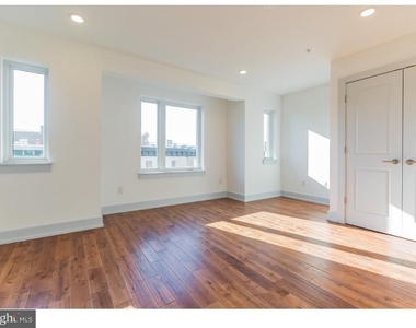 1515 Brown Street - Photo Thumbnail 12
