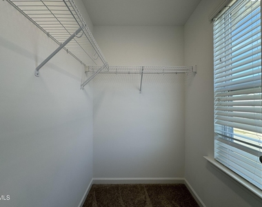 913 Briar Gate Drive - Photo Thumbnail 25