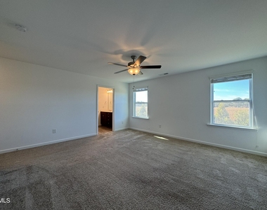 913 Briar Gate Drive - Photo Thumbnail 34