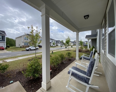 913 Briar Gate Drive - Photo Thumbnail 1