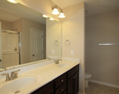 947 Consortium Drive - Photo Thumbnail 5