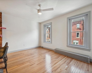 1721 S 18th Street - Photo Thumbnail 11