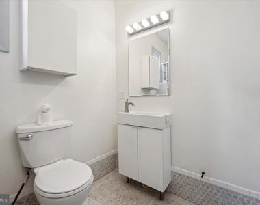 1721 S 18th Street - Photo Thumbnail 16