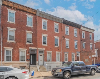 1721 S 18th Street - Photo Thumbnail 3