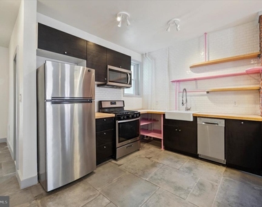 1721 S 18th Street - Photo Thumbnail 5