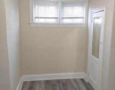2846 W Wishart Street - Photo Thumbnail 4