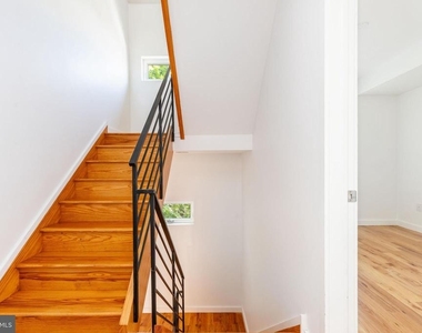 1719 Erdman Street - Photo Thumbnail 16
