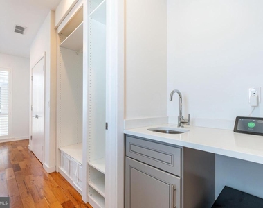 1719 Erdman Street - Photo Thumbnail 17