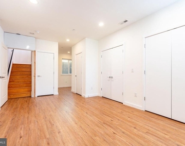 1719 Erdman Street - Photo Thumbnail 9