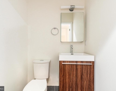 1719 Erdman Street - Photo Thumbnail 8