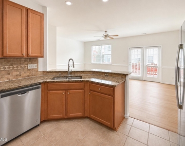 518 Sawcut Lane - Photo Thumbnail 5