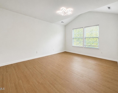 518 Sawcut Lane - Photo Thumbnail 11