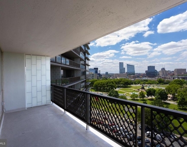 2401 Pennsylvania Avenue - Photo Thumbnail 19