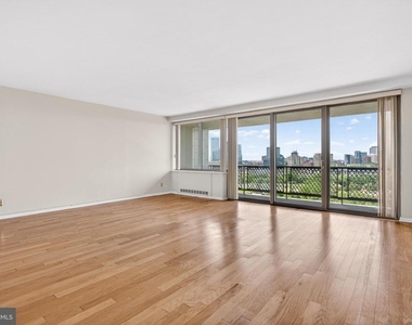 2401 Pennsylvania Avenue - Photo Thumbnail 12