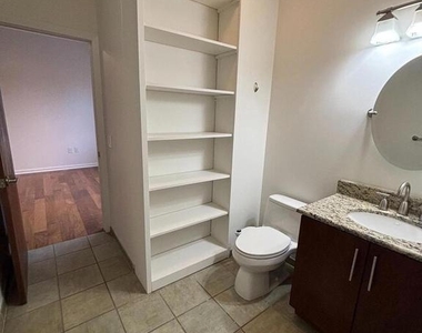 926 N 3rd Street - Photo Thumbnail 13