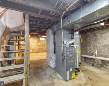 1439 E Oxford Street - Photo Thumbnail 25