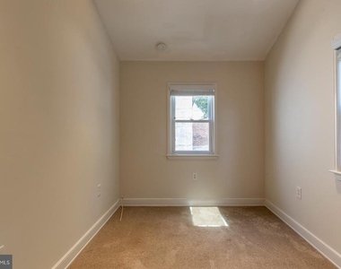 1439 E Oxford Street - Photo Thumbnail 22
