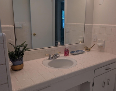 1108 Friendly Road - Photo Thumbnail 16