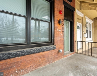 2317 N 33rd Street - Photo Thumbnail 9