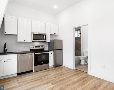 2317 N 33rd Street - Photo Thumbnail 1