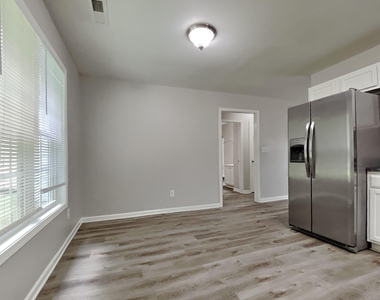 241 Gray Ghost Street - Photo Thumbnail 3