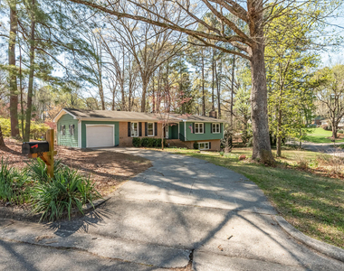 500 Peachwood Place - Photo Thumbnail 5