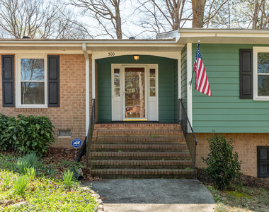 500 Peachwood Place - Photo Thumbnail 6