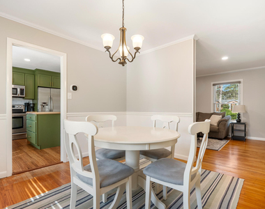 500 Peachwood Place - Photo Thumbnail 13