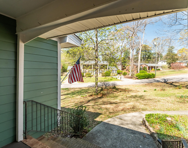 500 Peachwood Place - Photo Thumbnail 7